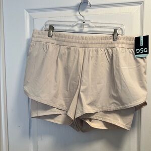 DSG Women's Beige Athletic Shorts
